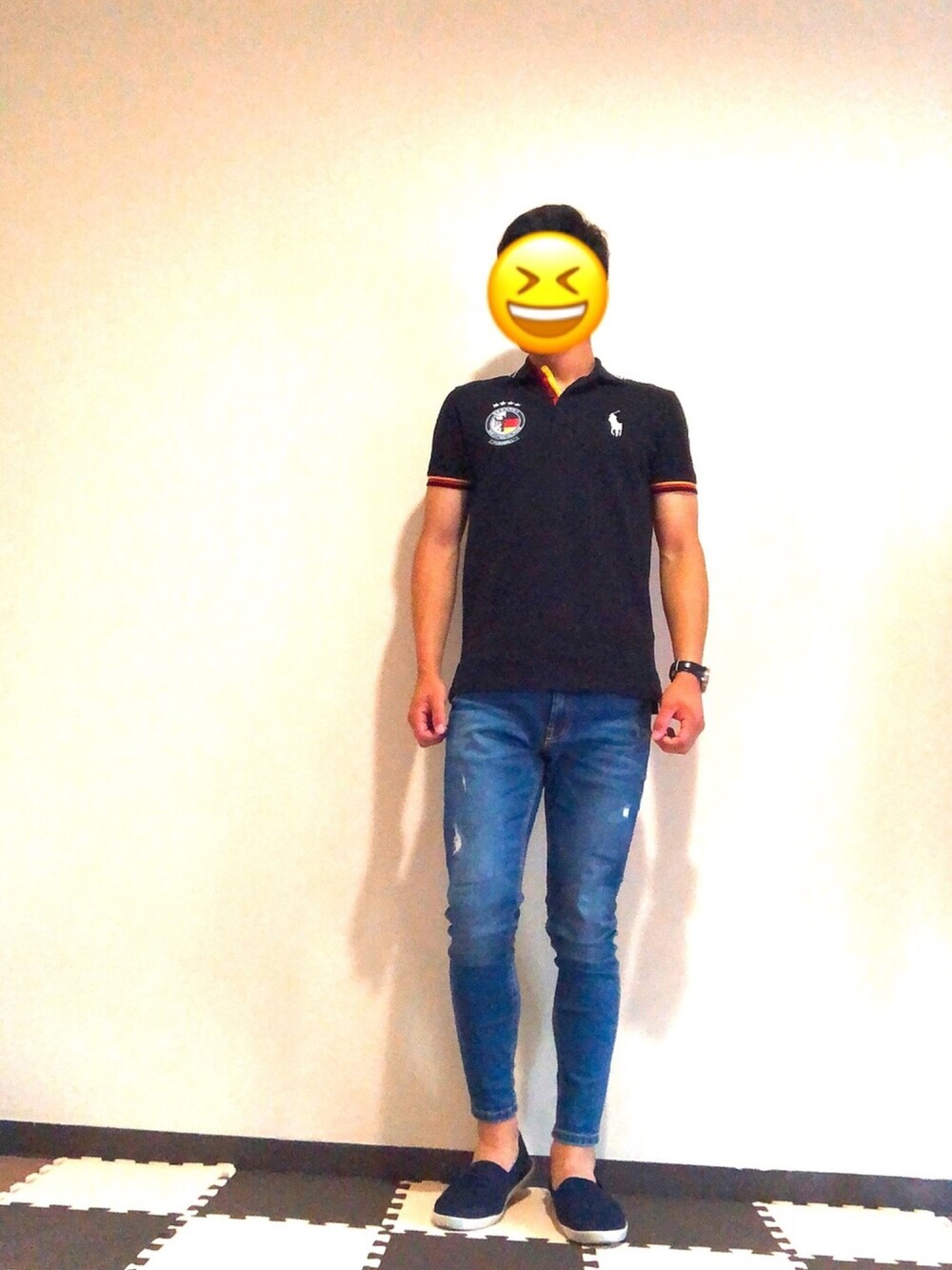 「POLO RALPH LAURENのカスタム スリムフィット ジャーマニー ポロ（ポロシャツ、ブラック系）」を使った、shivaさん（メンズ・170cm）の夏コーディネートの1枚目の写真