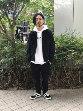 「ADAM ET ROPE'（アダムエロペ）のアイテム（パーカー）」を使った、モリタさん（メンズ・171cm）の秋コーディネート