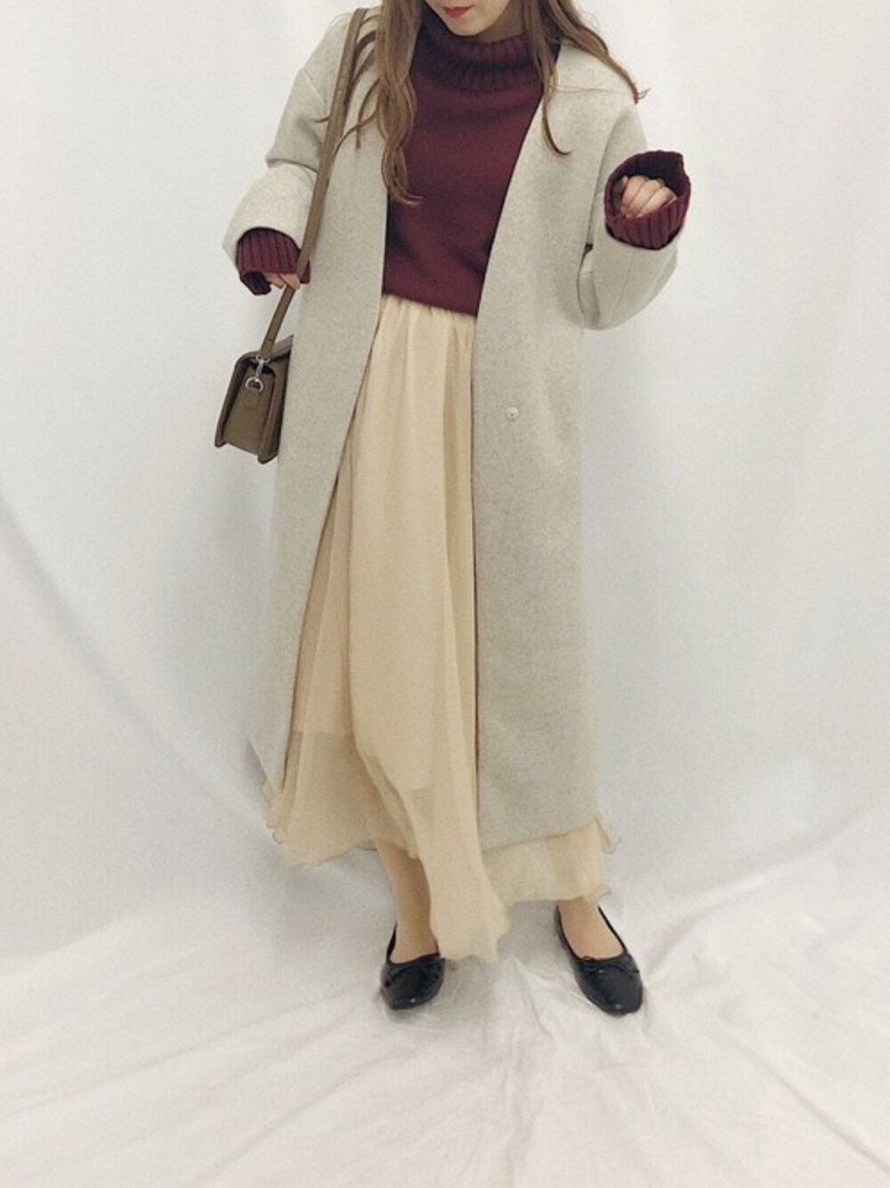 「apresjourmignon、プチプラ、フレアスカート」｜「apres jour mignonのクロコスクエアバッグ【ZOZOTOWN限定アイテム】（ショルダーバッグ、ブラウン系）」を使った、apresjour mignonさん（レディース・160cm）の冬コーディネートの1枚目の写真