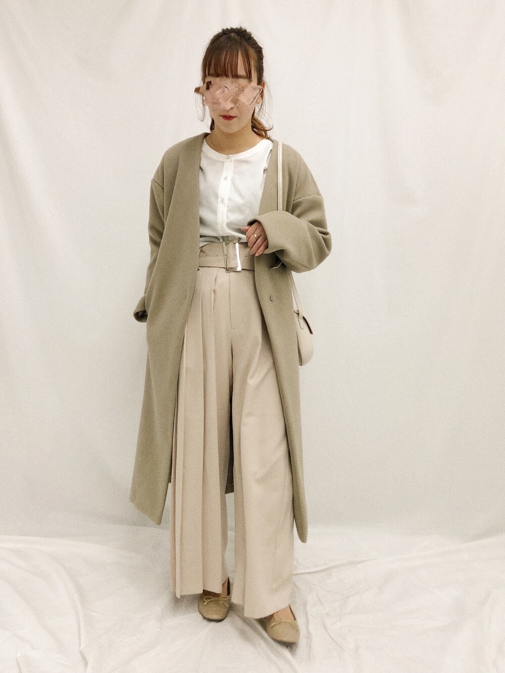 「おしゃれさんと繋がりたい、apresjourmignon、プチプラ、大人コーデ、大人女子」｜「apres jour mignonのVカラーコート【ZOZOTOWN限定アイテム】（その他アウター、ブラウン系）」を使った、apresjour mignonさん（レディース・160cm）の冬コーディネートの1枚目の写真