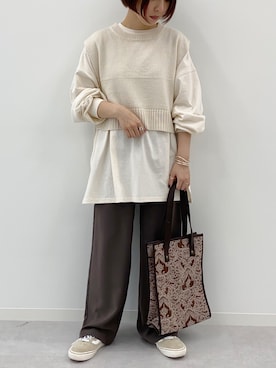 「apres jour mignon（アプレジュールミニョン）のスリット入りBIGロンT【ZOZOTOWN限定アイテム】（Tシャツ/カットソー）」を使った、apresjour mignonさん（レディース・154cm）の秋コーディネート