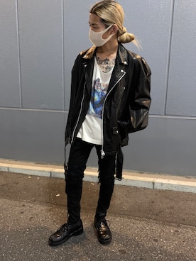 「WHITELAND（ホワイトランド）のアイテム（ライダースジャケット）」を使った、佐藤友則さん（メンズ・165cm）の秋コーディネート