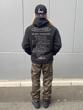 「BlackEyePatch（ブラックアイパッチ）のアイテム（ジャケット/アウター）」を使った、佐藤友則さん（メンズ・165cm）の冬コーディネート