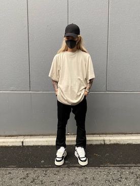 「WHITELAND（ホワイトランド）のWHITELAND/ホワイトランド/タグTシャツ/TAG TEE（Tシャツ/カットソー）」を使った、佐藤友則さん（メンズ・165cm）の夏コーディネート