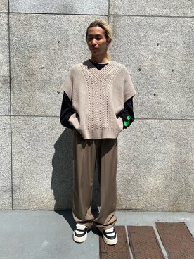 「DANKE SCHON（ダンケシェーン）のアイテム（スラックス）」を使った、佐藤友則さん（メンズ・165cm）の秋コーディネート