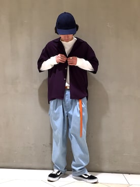 「BLACK&BLUE（ブラックアンドブルー）のアイテム（パンツ）」を使った、イリザワさん（メンズ・170cm）の春コーディネート