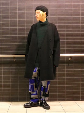 「lot holon（ロットホロン）のアイテム（チェスターコート）」を使った、イリザワさん（メンズ・170cm）の秋コーディネート