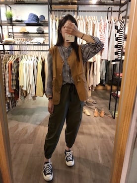 「釣魚背心」｜QUEEN SHOPさん（レディース・160cm）の秋コーディネート