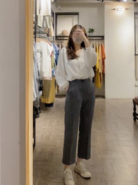 「通勤穿搭」｜「アイテム（スラックス）」を使った、QUEEN SHOPさん（レディース・160cm）の春コーディネート