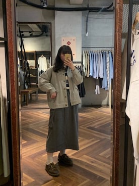 「通勤穿搭」｜「アイテム（スウェット）」を使った、QUEEN SHOPさん（レディース・158cm）の冬コーディネート