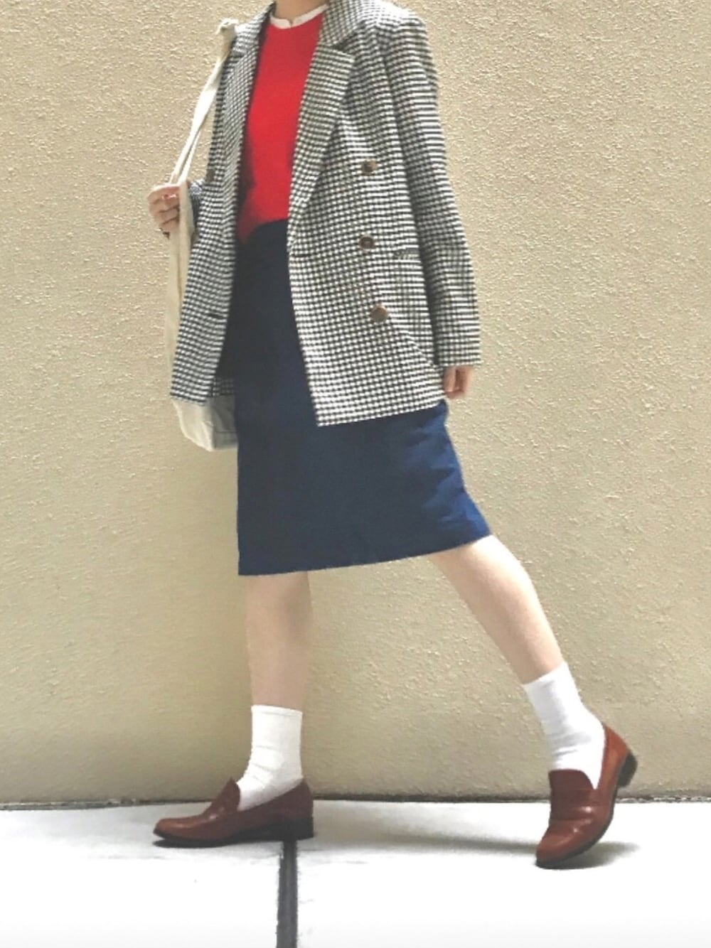 「ファッジ、クルーエル、ジャケット、ローファー×靴下、デニムスカート、トラッドスタイル、トラッド、AdeVivre、ジャケットコーデ」｜「RETRO GIRLのアイテム（ジャケット/アウター、その他）」を使った、tororoさん（レディース・155cm）の夏コーディネートの1枚目の写真