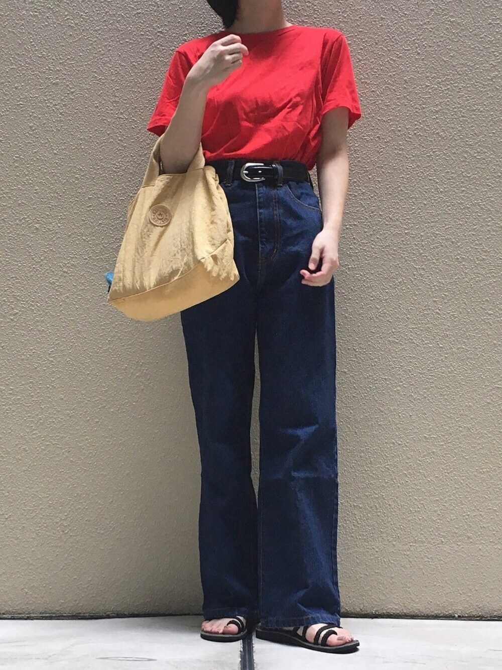 「デニムパンツ、デニム、色物」｜「N.（N. Natural Beauty Basic）のハイウエストワイドストレートデニム（デニムパンツ、ブルー系）」を使った、tororoさん（レディース・155cm）の夏コーディネートの1枚目の写真