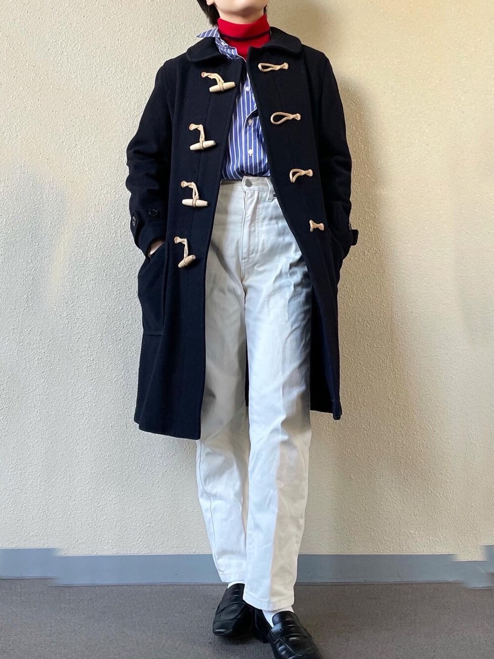 「ダッフルコート、丸襟、トラッド、ストライプシャツ、カジュアル、used、AdeVivre、おしゃれさんと繋がりたい、デニム」｜「PAGEBOYのクラシックストレートパンツ（デニムパンツ、ホワイト系）」を使った、tororoさん（レディース・155cm）の秋コーディネートの1枚目の写真