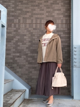「Honeys（ハニーズ）のアイテム（マウンテンパーカー）」を使った、erinaさん（レディース・153cm）の春コーディネート