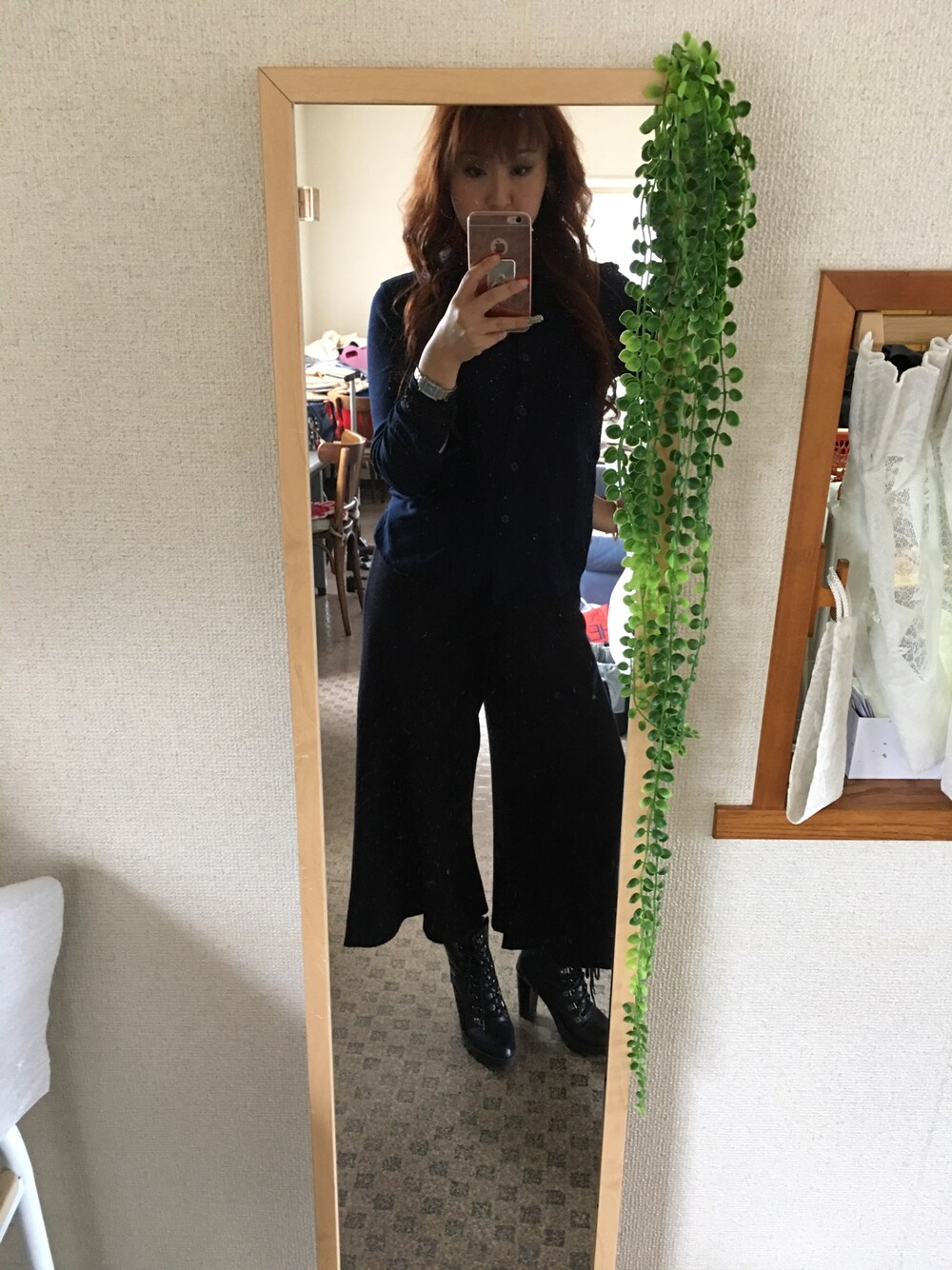 「Bou Jeloudのアイテム（その他パンツ、ブラック系）」を使った、ゆうさん（レディース・164cm）の春コーディネートの1枚目の写真