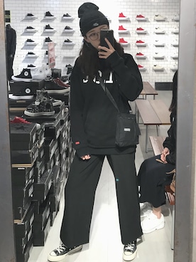 「CLSCのアイテム」を使った、Hsiehさん（レディース・168cm）の春コーディネート