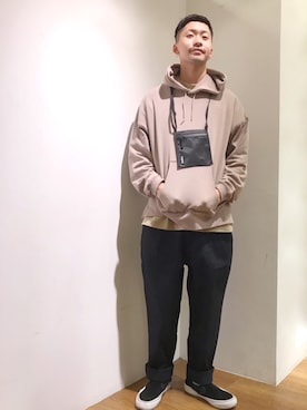 「SEVENDAYS=SUNDAY（セブンデイズサンデイ）のアイテム（パンツ）」を使った、HAINEさん（メンズ・176cm）の春コーディネート