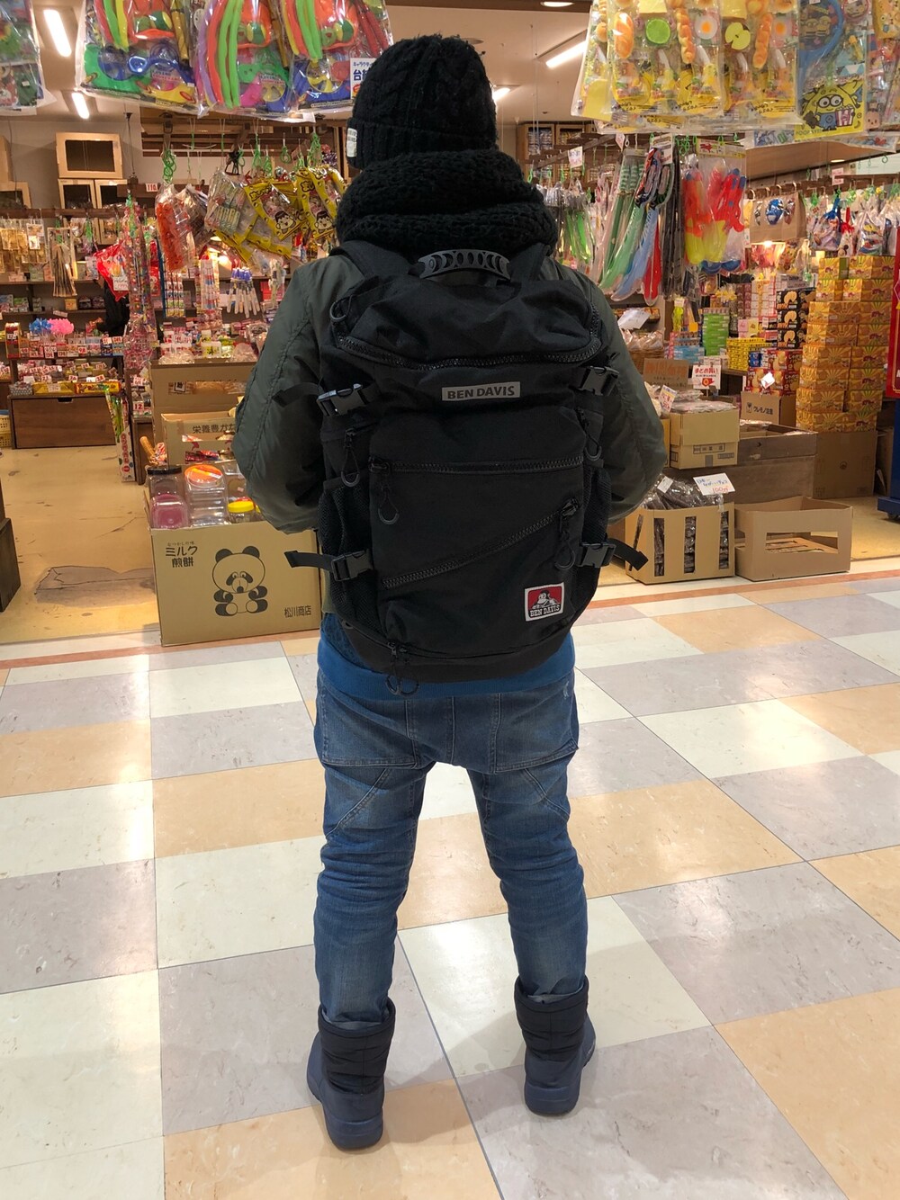 「冬」｜「BEN DAVISのアイテム（バックパック/リュック、ブラック系）」を使った、afronia♥さん（レディース・153cm）の冬コーディネートの1枚目の写真