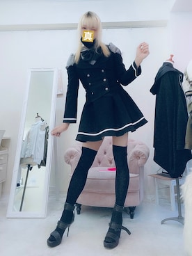 真島茜さんのコーディネート