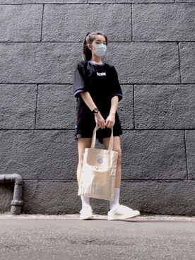 「Marc by Marc Jacobs（マークバイマークジェイコブス）のアイテム（アナログ腕時計）」を使った、121さん（レディース・162cm）の春コーディネート