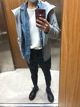 「アイテム（マウンテンパーカー、シルバー系）」を使った、Eadgerさん（メンズ・170cm）の冬コーディネート