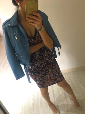 「BCBGMAXAZRIA（ビーシービージーマックスアズリア）のアイテム」を使った、Ashlee さん（レディース・165cm）の秋コーディネート