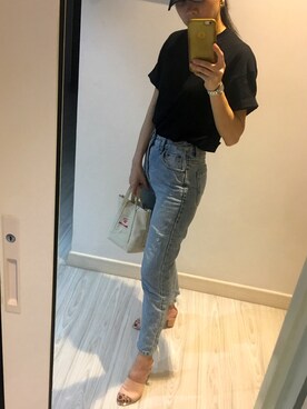 「TOPSHOP（トップショップ）のアイテム（Tシャツ/カットソー）」を使った、Ashlee さん（レディース・165cm）の秋コーディネート