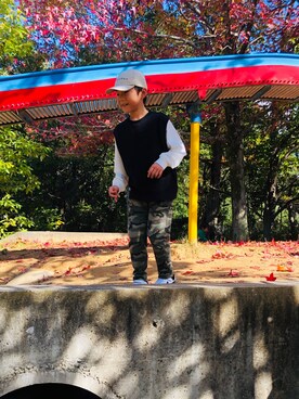 「devirock（デビロック）の【旧モデル】裏毛スウェットサルエルパンツ スウェットパンツ（その他パンツ）」を使った、emi_mitoさん（キッズ・125cm）の秋コーディネート