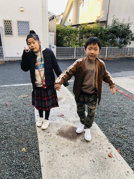 「devirock（デビロック）の【旧モデル】裏毛スウェットサルエルパンツ スウェットパンツ（その他パンツ）」を使った、emi_mitoさん（キッズ・129cm）の冬コーディネート