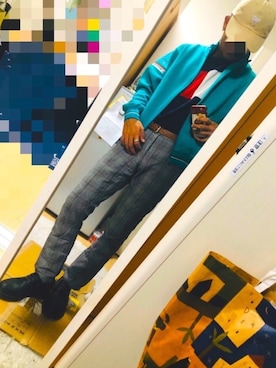 「Guess（ゲス）のアイテム（キャップ）」を使った、lickさん（メンズ・170cm）の秋コーディネート