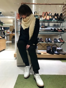 「H&M（エイチ・アンド・エム）のアイテム（アクセサリー）」を使った、enchanted 博多マルイさん（レディース・158cm）の冬コーディネート