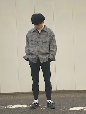 「neos（ネオス）のアイテム（カバーオール）」を使った、たいらさん（メンズ・166cm）の冬コーディネート