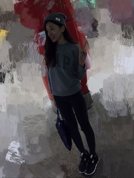 「adidas（アディダス）のオリジナルス チューブラーランナー [TUBULAR RUNNER]（スニーカー）」を使った、shin yiさん（レディース・170cm）の冬コーディネート