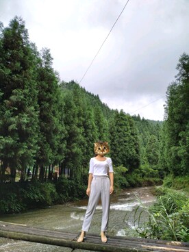 「UNIQLO（ユニクロ）のアイテム（Tシャツ/カットソー、ホワイト系）」を使った、Megan__lさん（レディース・159cm）の夏コーディネート