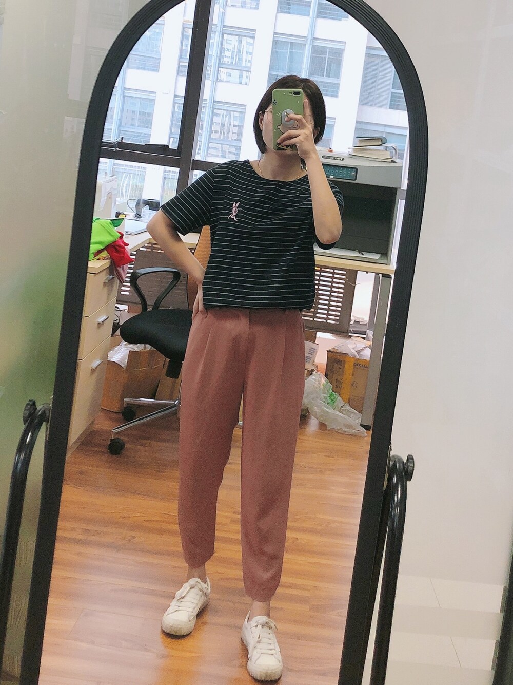「ootd」｜「UNIQLOのアイテム（チノパンツ、ブラウン系）」を使った、皮卡丘丘さん（レディース・155cm）の夏コーディネートの1枚目の写真
