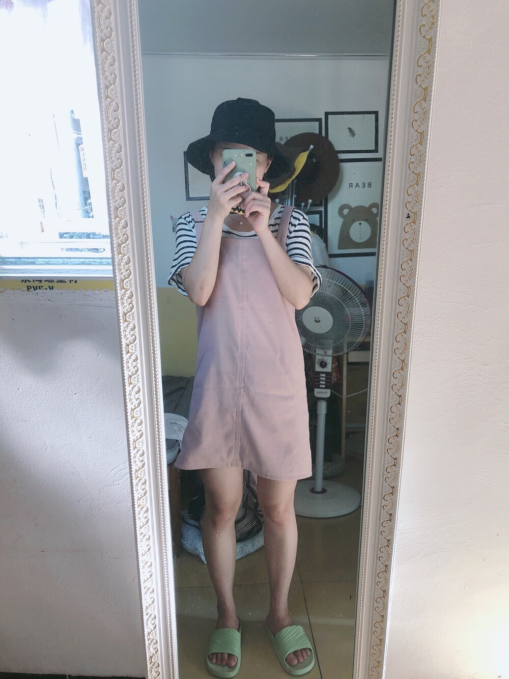 「ootd」｜「H&Mのアイテム（Tシャツ/カットソー、ホワイト系）」を使った、皮卡丘丘さん（レディース・155cm）の夏コーディネートの1枚目の写真
