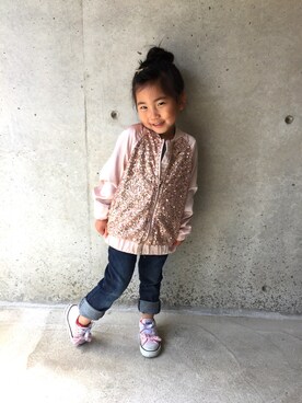 「キッスコーデ」｜「アイテム（ジャケット/アウター）」を使った、HIRAさん（キッズ・90cm）の春コーディネート