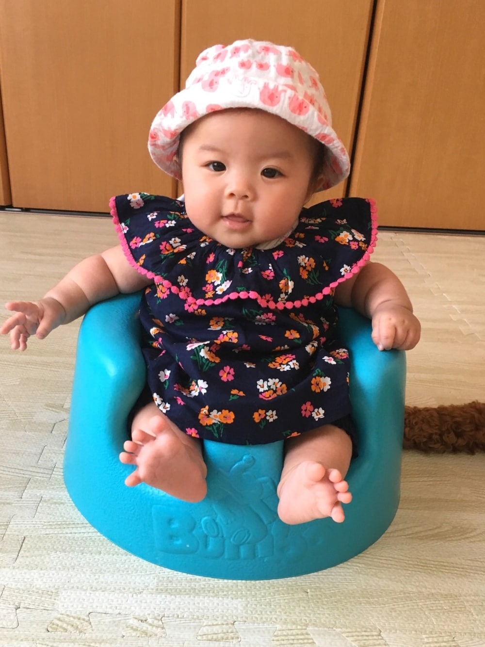 「赤ちゃん、赤ちゃんコーデ、ワンピース、baby GAP、生後4ヶ月」｜「GAPのFT FLR 2N1 SHT（ロンパース、ブルー系）」を使った、 Rinkaさん（キッズ・70cm）の春コーディネートの1枚目の写真
