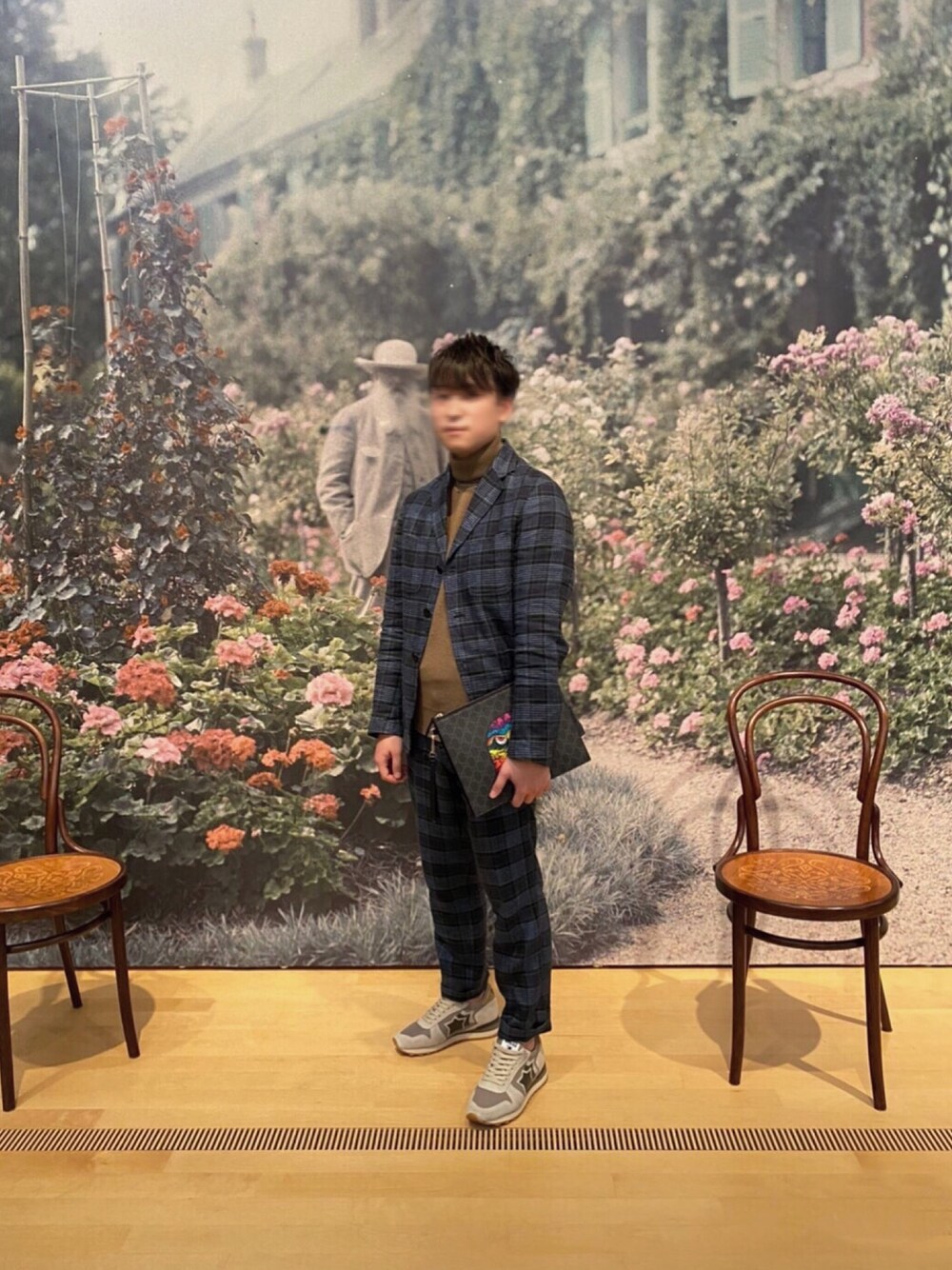 「秋服、セットアップ、チェック、キレイめ、秋、低身長、UNIQLO、プチプラミックス、テーラードジャケット」｜「UNIQLOのアイテム（ニット/セーター、ブラウン系）」を使った、そさん（メンズ・168cm）の秋コーディネートの1枚目の写真