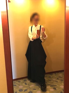 「白黒」｜「アイテム（サロペット/オーバーオール）」を使った、nao☆さん（レディース・165cm）の春コーディネート