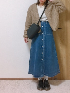 「A.P.C.（アーペーセー）のsac demi-lune 18PC（ショルダーバッグ）」を使った、たむきちさん（レディース・159cm）の冬コーディネート