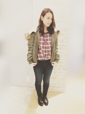 「earth music&ecology（アースミュージックアンドエコロジー）のアイテム（デニムパンツ）」を使った、yuiさん（レディース・161cm）の秋コーディネート