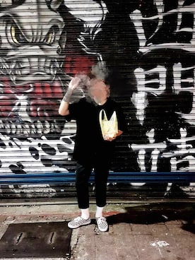 「アイテム（スリッポン、その他）」を使った、Wei Liuさん（メンズ・173cm）の春コーディネート