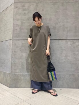 「EleSac（エルサック）の＜ELESAC（エルサック）＞PESCA ハンドバッグ◆（ハンドバッグ）」を使った、濱田愛祐美さん（レディース・164cm）の春コーディネート