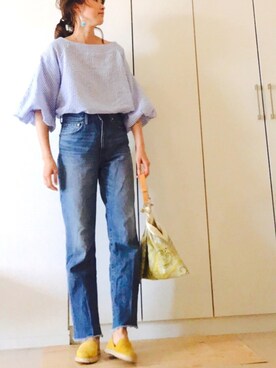 「AZUL by moussy（アズールバイマウジー）のｶｯﾄｵﾌﾎﾞｰｲﾌｨｯﾄﾃﾞﾆﾑﾊﾟﾝﾂ（デニムパンツ）」を使った、NAnaさん（レディース・158cm）の春コーディネート