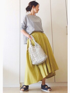 「Casselini（キャセリーニ）の【Casselini(キャセリーニ)】メタリックネットトートバッグ（トートバッグ）」を使った、NAnaさん（レディース・158cm）の春コーディネート