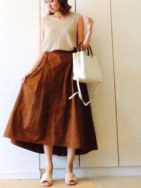 NAnaさんの「GIANNI NOTARO Carol J.(ジャンニ・ノターロ キャロルジェイ)/Bamboo hundle leather bag(バンブーハンドルトートバッグ)」を使ったコーディネート