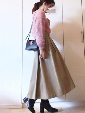 「フェザー」｜「アイテム（ブーティ）」を使った、NAnaさん（レディース・158cm）の冬コーディネート