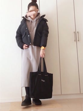 「アイテム（腕時計、イエロー系）」を使った、NAnaさん（レディース・158cm）の冬コーディネート