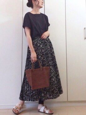 「Chaco closet（チャコ クローゼット）のアソートプリーツ Aラインウエストゴムロングスカート[チェック 小花柄 ダルメシアン コーデュロイ サテン シアー 無地]（スカート）」を使った、NAnaさん（レディース・158cm）の夏コーディネート